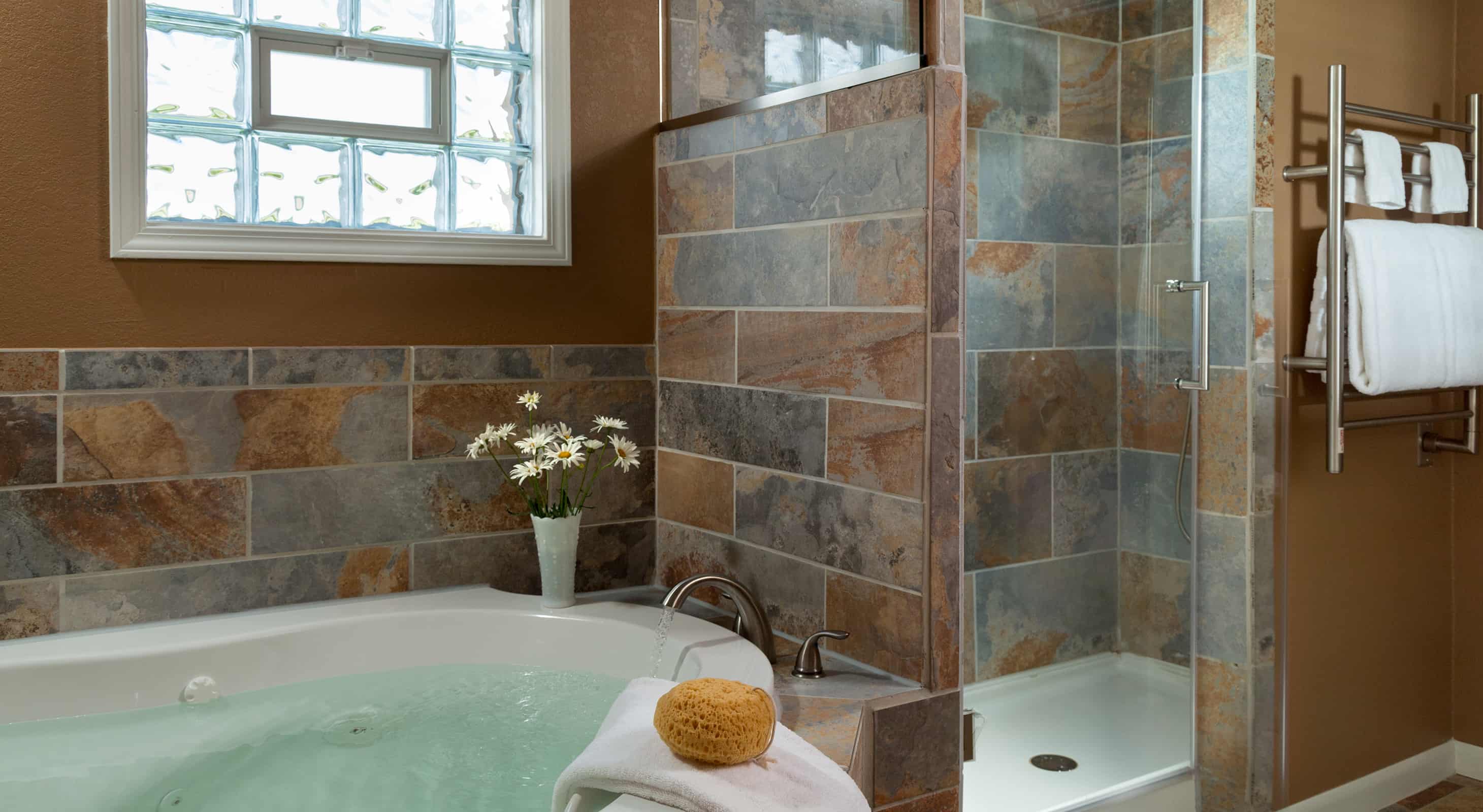 Country Meadow Room tub and shower at our Kansas City area bed and breakfast