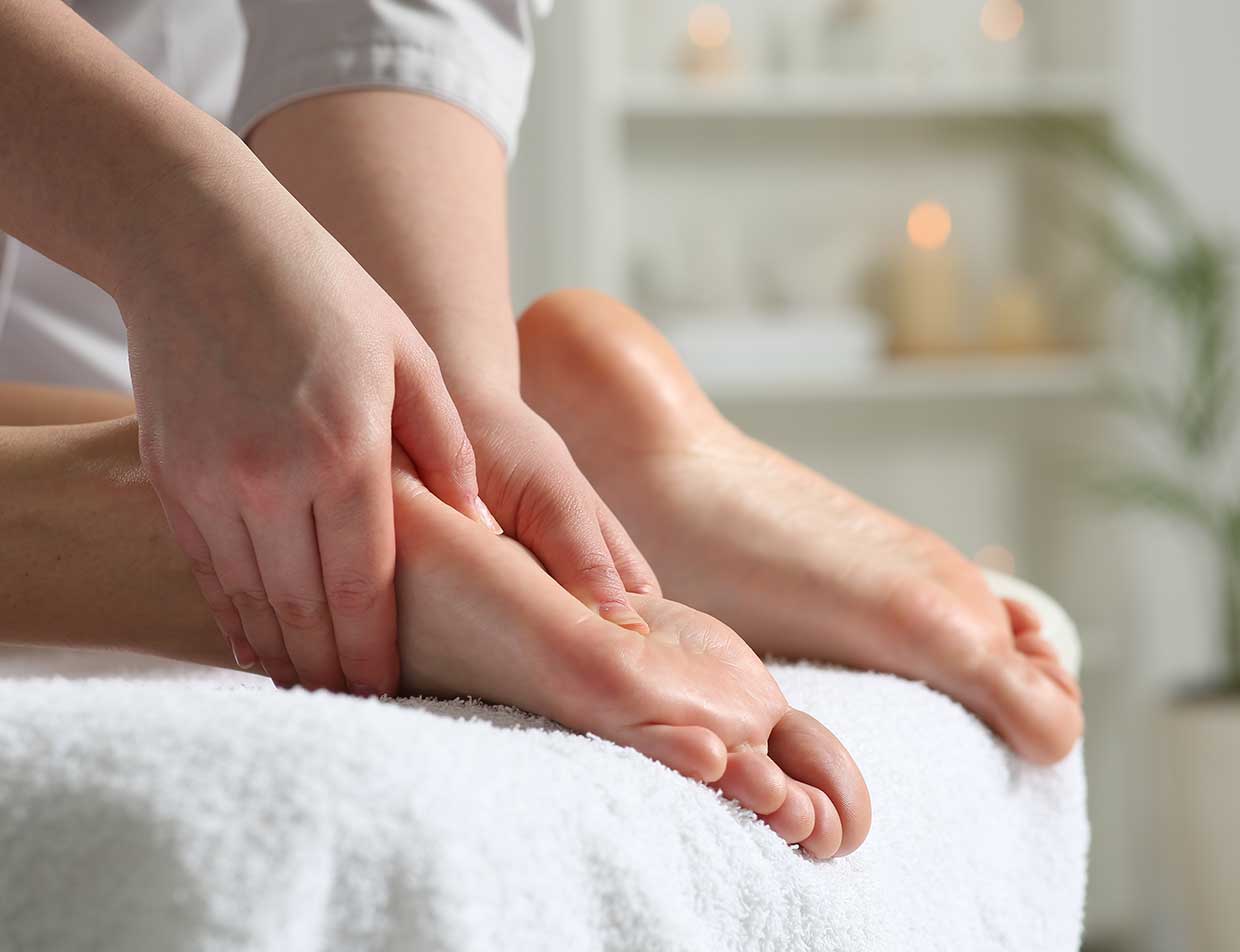 Hand and foot massage