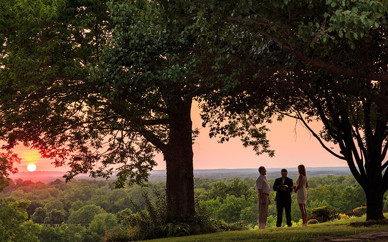 A beautiful Kansas elopement at sunset